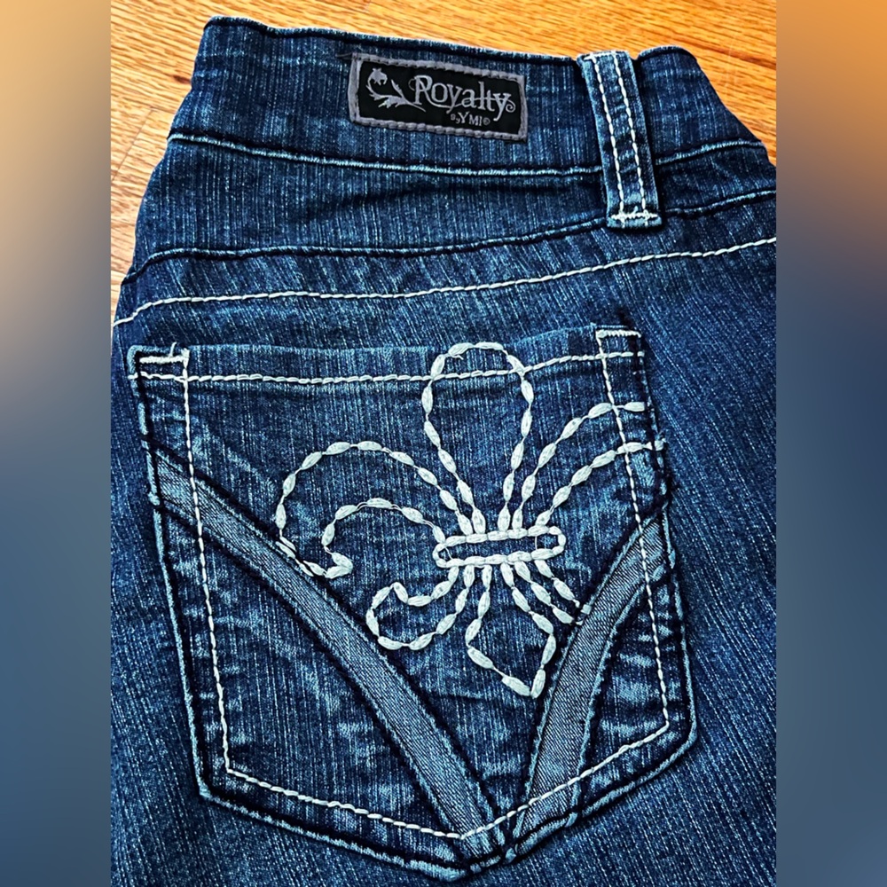 Blue Jeans with Intricate Pocket Design